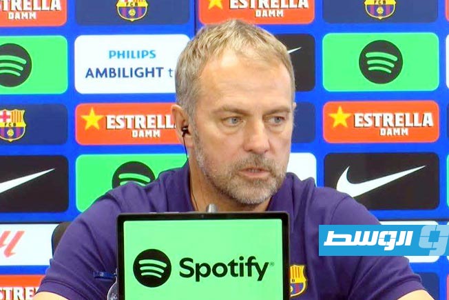 فليك يحذر لاعبي برشلونة من قوة دفاع ليفانتي