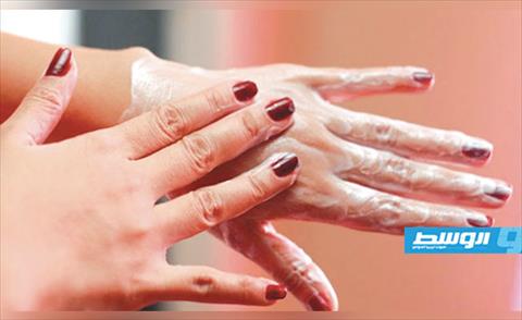زبدة الشيا لعلاج تجاعيد اليدين