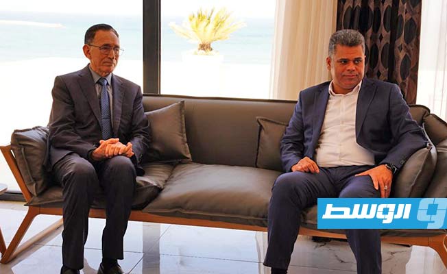 الحويج يبحث آلية تمويل المشروعات الصغيرة والمتوسطة عبر مصرف اليقين