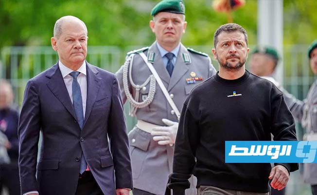 زيلينسكي يزور باريس بعد برلين وروما في جولة أوروبية لحشد دعم عسكري