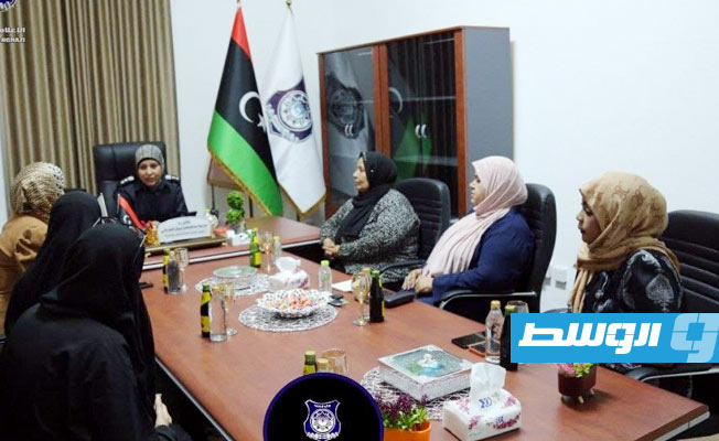 قسم حماية الطفل والأسرة بـ«أمن بنغازي» يبحث تنظيم حملة لمساعدة العائلات المحتاجة