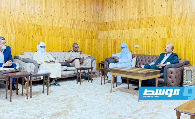 الكوني يبحث مع عمداء بلديات ومدير أمن أوباري الأوضاع الأمنية بالمنطقة
