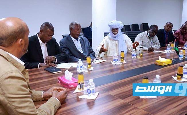 بلدية غات تطالب برصف طريق أوباري والاهتمام بالمنافذ الحدودية ودعم الجهات الأمنية والعسكرية بالمنطقة