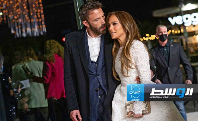 جنيفر لوبيز تطلب الطلاق من الممثل بن أفليك
