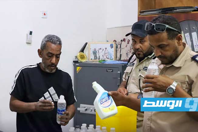 ضبط مصنع خمور فاسدة تسبب في وفاة شخصين بجالو