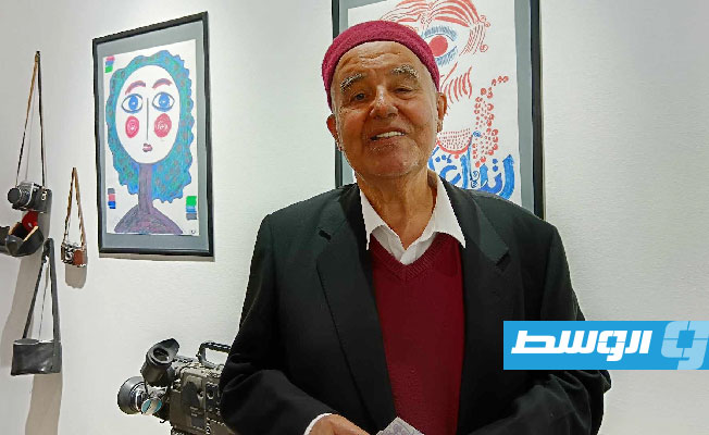 لوحات دريرة تحتفي بالبحر والفلكلور الليبي (صور)
