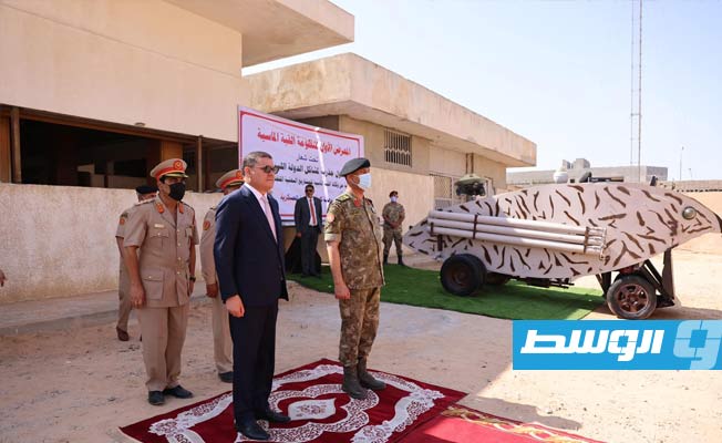 الدبيبة يطلع على منظومة القبة الماسية بكلية الهندسة العسكرية