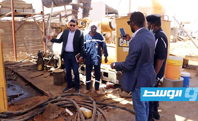 وفد حكومي يطلع على الاحتياجات التشغيلية لمحطتي الكهرباء ببلديتي ربيانة والكفرة
