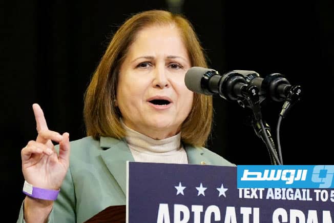 غزالة هاشمي.. أول مسلمة تفوز بمنصب نائب حاكم ولاية في تاريخ أميركا
