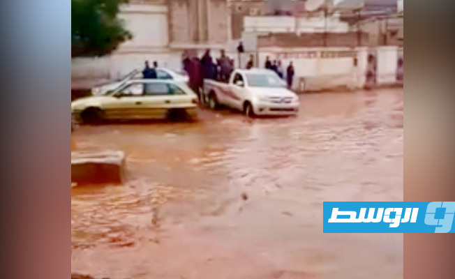 بالصور: السيول تغرق قرية تاكنس في الجبل الأخضر