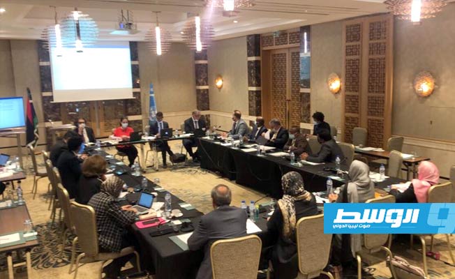 شخصيات ليبية ترفض القاعدة الدستورية: مسار الاستفتاء هو الطريق الأقصر لإنهاء المرحلة الانتقالية