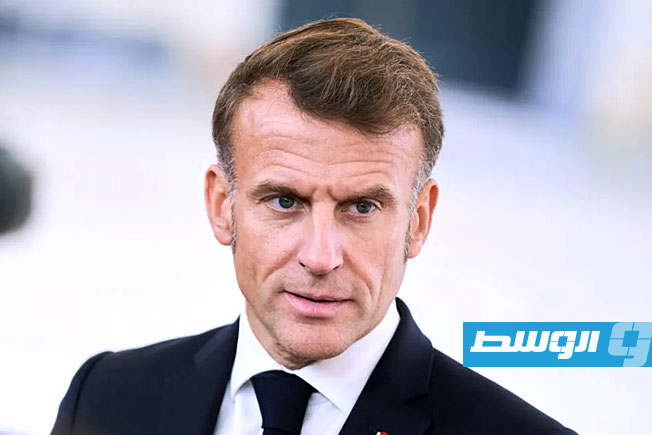 ماكرون يصادق على قانون إعادة الأعمال الفنية المنهوبة إبان الاستعمار