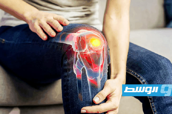 كيف يمكن تخفيف آلام خشونة الركبة إلى النصف بدون جراحة؟