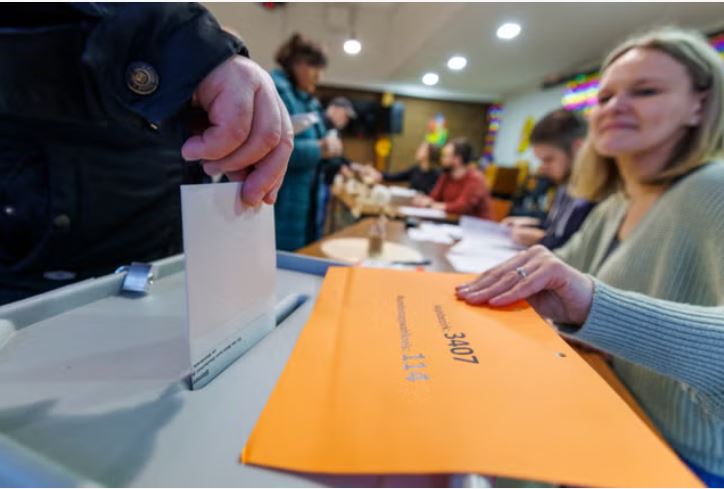 انتخابات تشريعية في ألمانيا تحت ضغط اليمين المتطرف وترامب