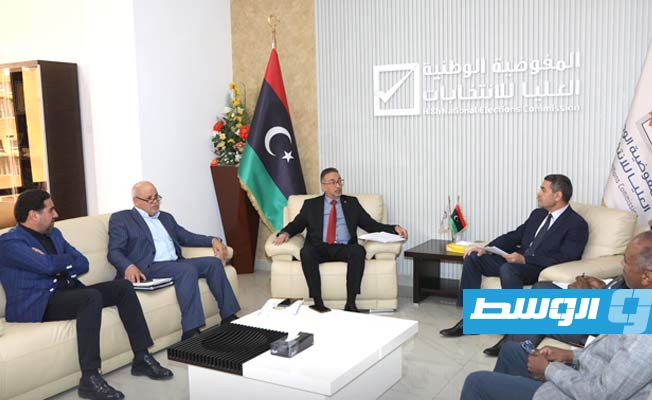 السايح يبحث مع لجنة «6+6» مسائل فنية تتعلق بالانتخابات