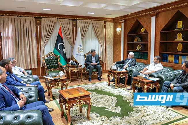 شكشك يحث إدارة شركة الاتصالات والتقنية على التعاون مع فرق الفحص والمراجعة