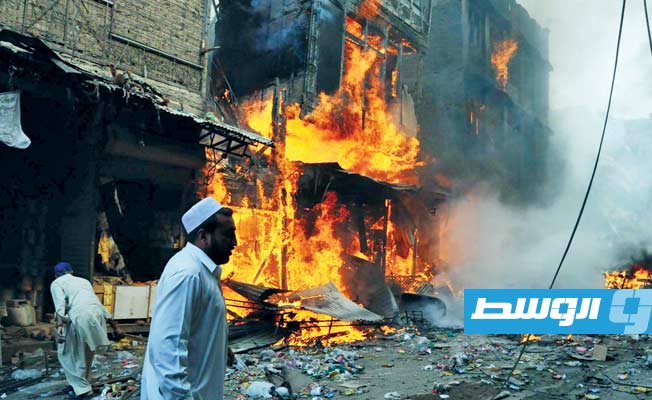 أربعة قتلى في تفجير انتحاري بباكستان قرب الحدود الأفغانية