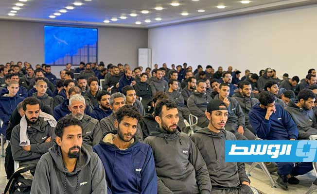 بالصور: ترحيل مهاجرين غير نظاميين عبر منفذ امساعد البري