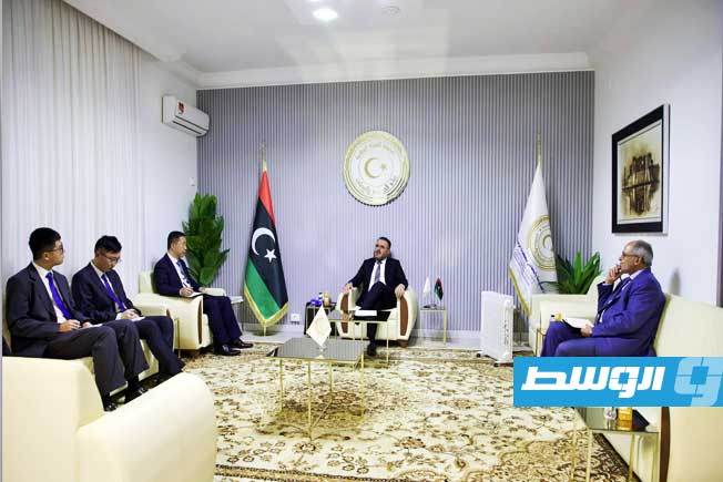 أبوهيسة يدعو الشركات الصينية للاستفادة بمناطق ليبيا الصناعية