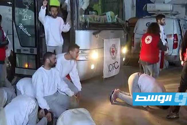 وصول أسرى محررين إلى قطاع غزة