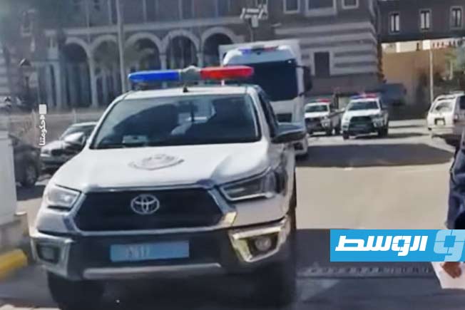 فيديو.. نقل 150 مليون دينار إلى مصراتة لتوفير السيولة في المنطقة الوسطى