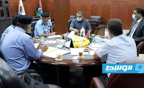 وزير العدل يبحث ضوابط حمل السلاح واستخدامه من الشرطة القضائية