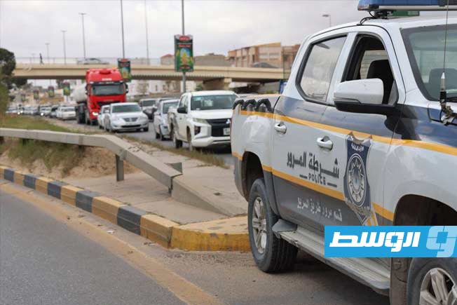 Two people arrested on suspicion of setting a car on fire in Tripoli