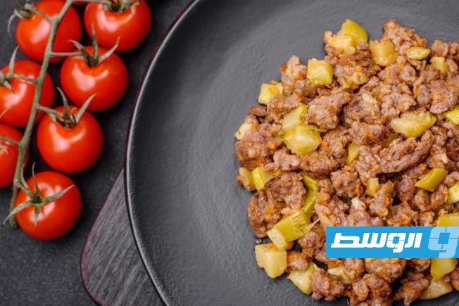 حمسة الكوسا باللحم المفروم
