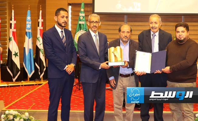 الألكسو تحتفي بالشاعر الراحل سليمان الباروني في اليوم العربي للشعر