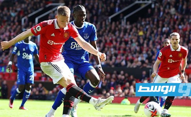 الدوري الإنجليزي: مانشستر يونايتد إلى المركز الثالث موقتاً بفوزه على إيفرتون