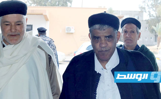 وفد من قبيلة المقارحة يزور عبدالله السنوسي