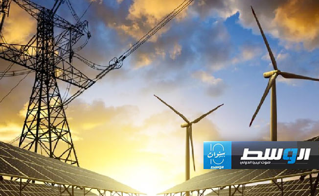 «أويل برايس»: تحديات رفع إنتاج النفط تدفع ليبيا إلى تنويع مصادر الطاقة