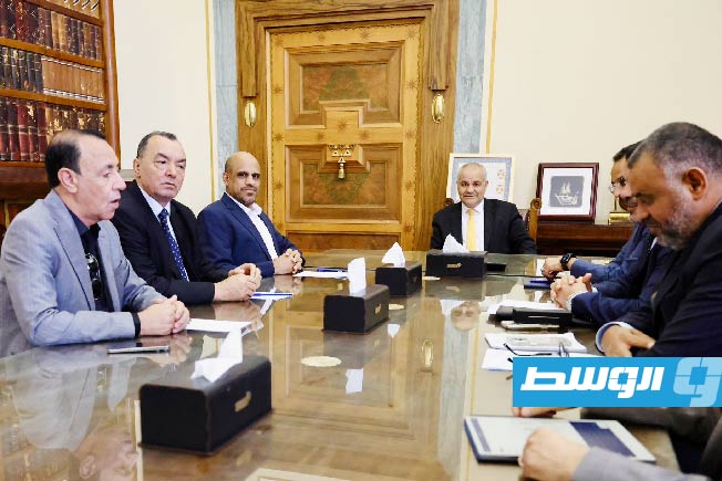 «المصرف المركزي» يدعو الحرس البلدي إلى إغلاق مكاتب بيع العملات الأجنبية المخالفة