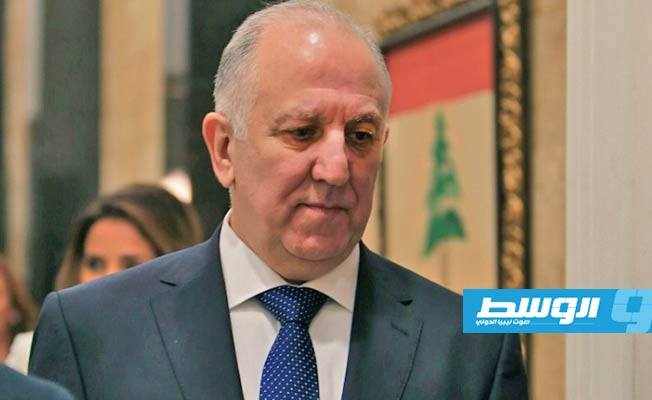 لبنانيون يسخرون من وزير الداخلية بعد تصريحه «فلتطبخ النساء قليلاً» في تعليقه على حظر توصيل الوجبات الأحد