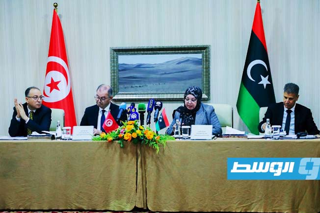 «القنصلية الليبية - التونسية» تبحث تسهيل الإجراءات الإدارية لمواطني البلدين