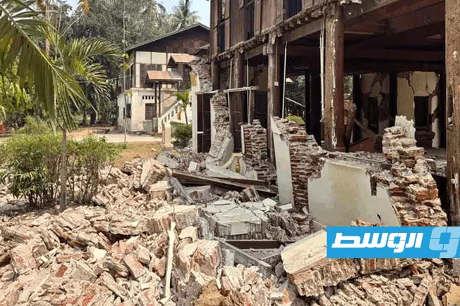 مستشفى في عاصمة بورما يستقبل عددا كبيرا من المصابين جراء الزلزال