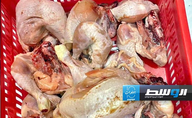 حملات تفتيش على محال بيع اللحوم في حي الأندلس (صور)