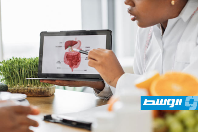 خبراء تغذية يحذرون من 5 عادات يومية تدمر صحة الأمعاء