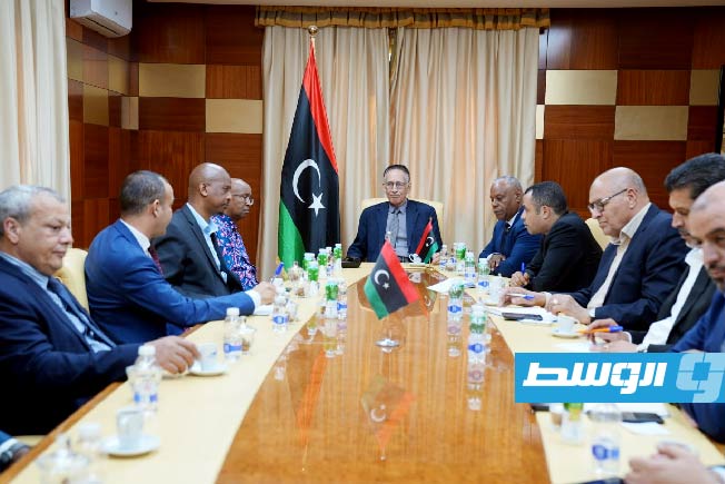 الحويج يبحث مع الاتحاد الأفريقي تعزيز التعاون في مجال الأمن الغذائي