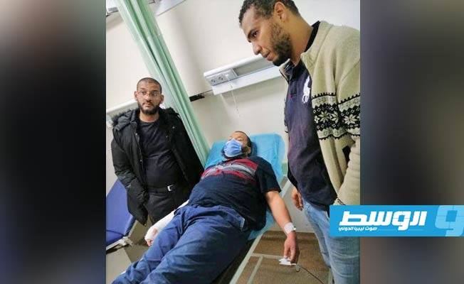 إصابة فني كهرباء إثر سقوطه من عامود أثناء أعمال صيانة بجنزور