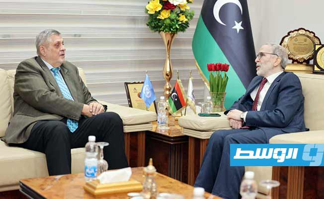 كوبيش قلق بشأن تحديات مؤسسة النفط.. ويطالب بتجنب تسييسها