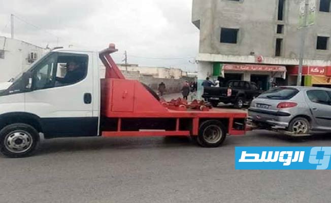 لم يشمل الليبيين.. ضجة في تونس بعد قرار استثناء الجزائريين من «رفع السيارات المخالفة»