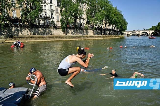 إعادة فتح مواقع السباحة على نهر السين بعد إغلاقها بسبب الأمطار