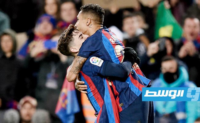 الدوري الإسباني: برشلونة يأمل استغلال غياب الريال لتوسيع الفارق في الصدارة