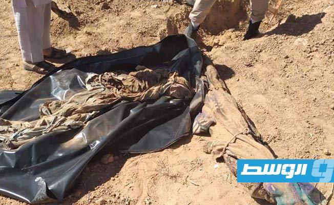 اكتشاف مقبرتين جماعيتين يوقف بناء مدرسة في سرت