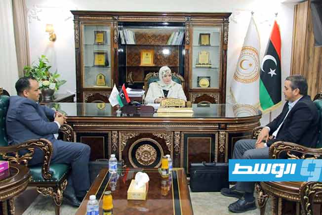 الكيلاني تناقش تطوير برامج الحماية الاجتماعية في مسلاتة
