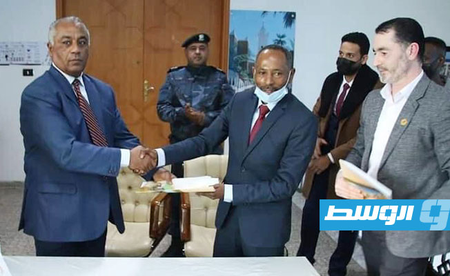 وزيرا السياحة والشؤون الاجتماعية بحكومة الوحدة الوطنية يتسلمان مهامهما