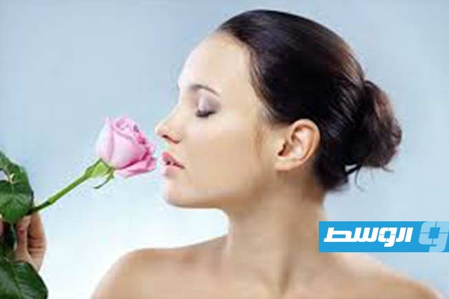 عطري جسدك بوصفة طبيعية