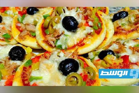 ميني بيتزا بالزيتون والزعتر