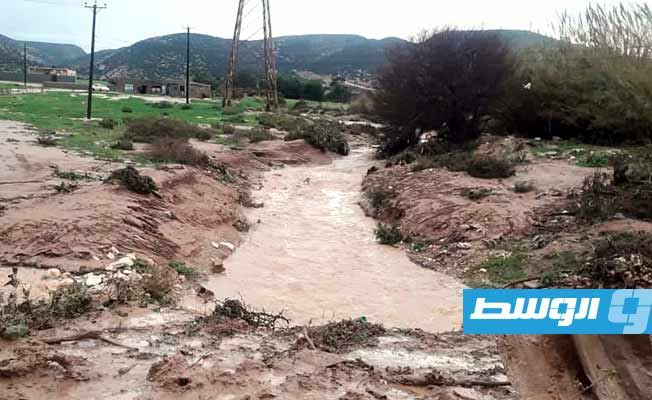 سيول جارفة تجتاح المنازل بمنطقة طلميثة وضواحيها